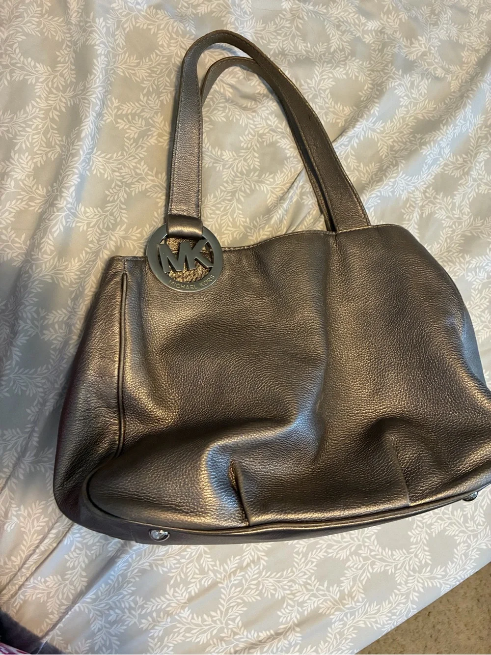 Y2K vintage Michael Kors Silver Leather Shoulder Bag